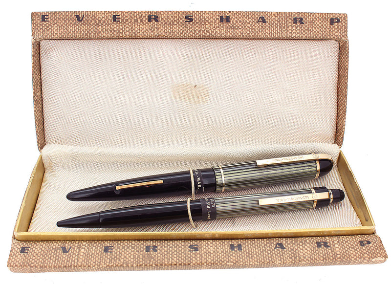 C1943 EVERSHARP SKYLINE GREEN STRIPE FOUNTAIN PEN SET NOS MINT IN BOX STICKERED OFFERED BY ANTIQUE DIGGER