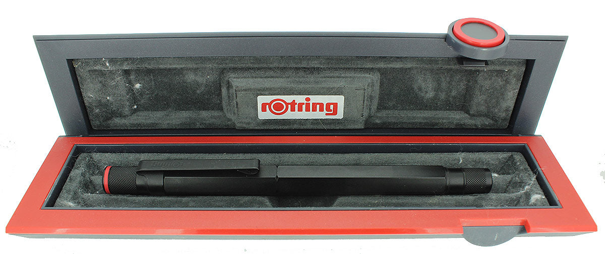 VINTAGE ROTRING 600 MATTE BLACK FOUNTAIN PEN WITH MEDIUM NIB MINT NOS