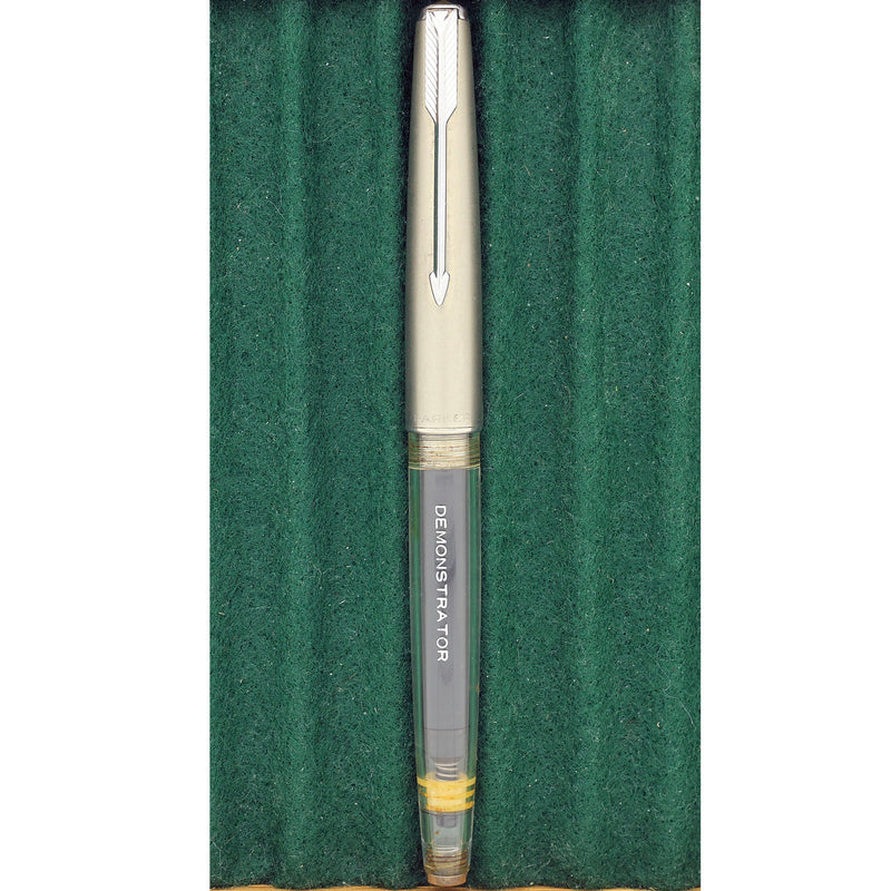 1957 PARKER 61 DEMONSTRATOR FACTORY ORIGINAL FOUNTAIN PEN NEAR MINT