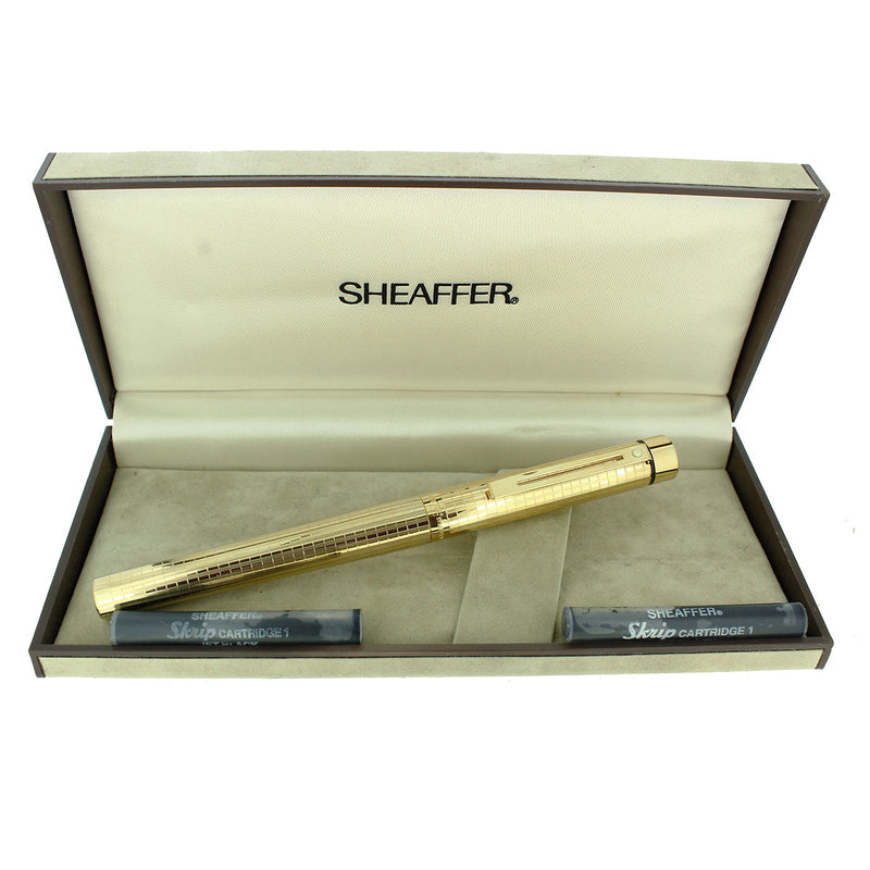 C1976 SHEAFFER TARGA CLASSIC CHEQUERED PATTERN 14K FINE NIB FOUNTAIN PEN OFFERED BY ANTIQUE DIGGER