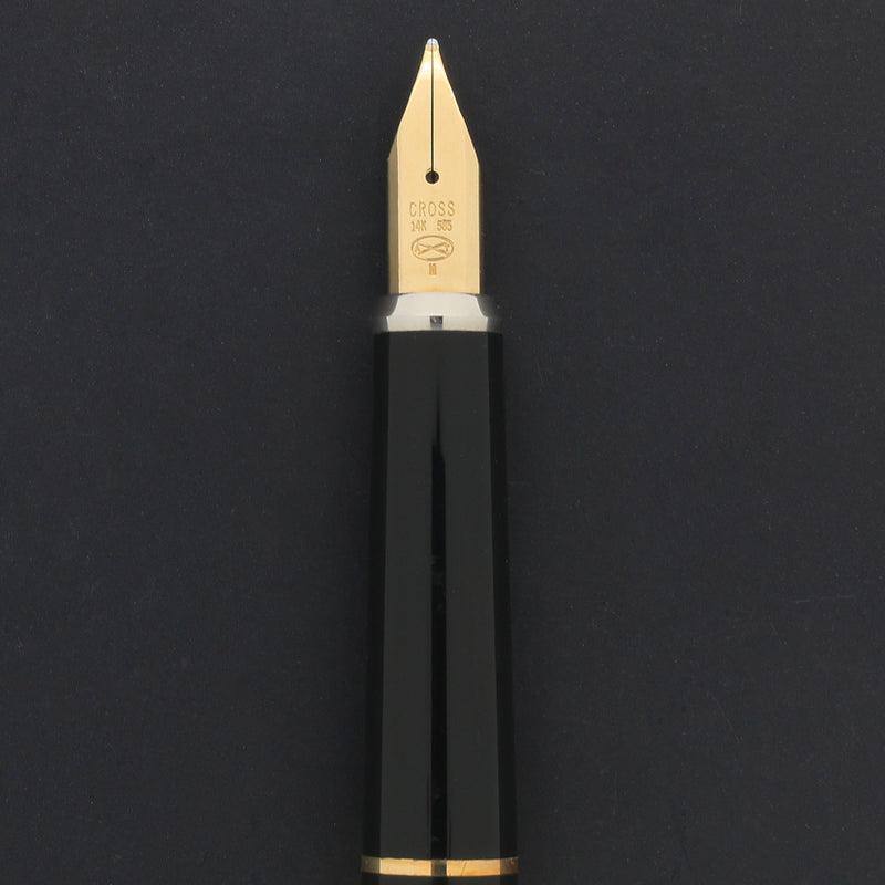 NEVER INKED 1985 CROSS CENTURY 14K SOLID GOLD FOUNTAIN PEN BOXED MINT