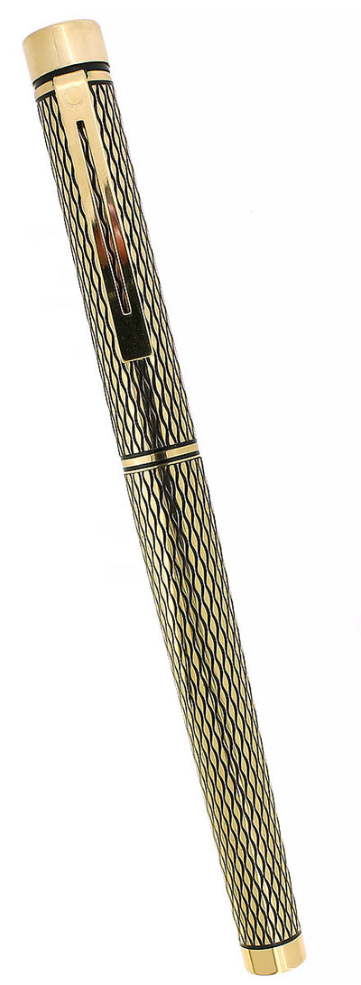 CIRCA 1989 SHEAFFER TARGA CLASSIC MEDICI DIAMOND PATTERN FOUNTAIN PEN
