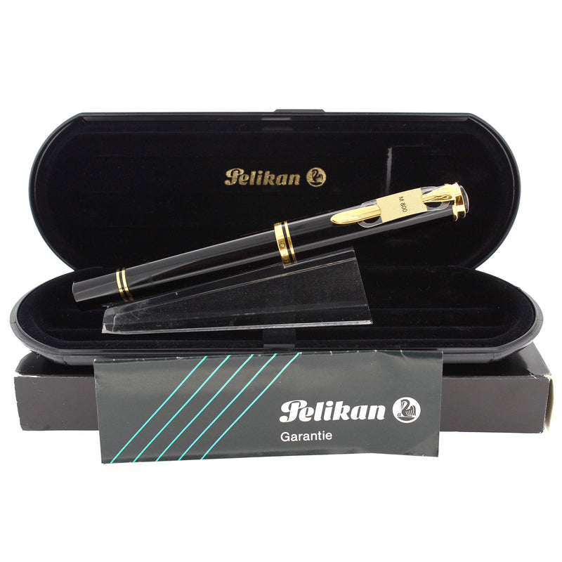 NEVER INKED 1991 PELIKAN M800 BLACK W/GOLD TRIM 14K M NIB BLACK FOUNTAIN PEN OFFERED BY ANTIQUE DIGGER
