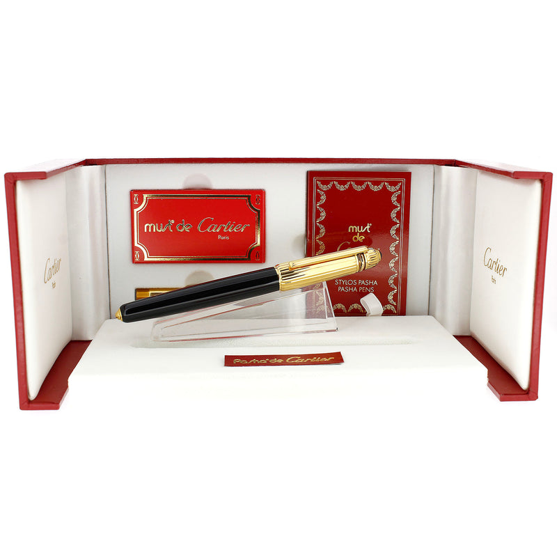 MINT 1992 PASHA DE CARTIER BLACK LACQUER & 18K GOLD PLATE CAP FOUNTAIN PEN OFFERED BY ANTIQUE DIGGER