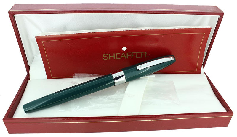 CIRCA 1994 SHEAFFER TRIUMPH IMPERIAL GREEN FOUNTAIN PEN IN ORIGINAL BOX NEVER INKED OFFERED BY ANTIQUE DIGGER