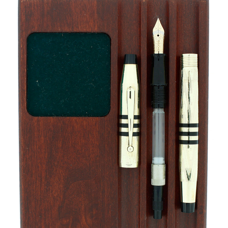 1996 CROSS 150TH ANNIVERSARY LIMITED EDITION GOLD FOUNTAIN PEN NEVER INKED