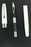 C1996 SHEAFFER TRIUMPH IMPERIAL WHITE XF NIB FOUNTAIN PEN IN ORIGINAL BOX NEVER INKED OFFERED BY ANTIQUE DIGGER
