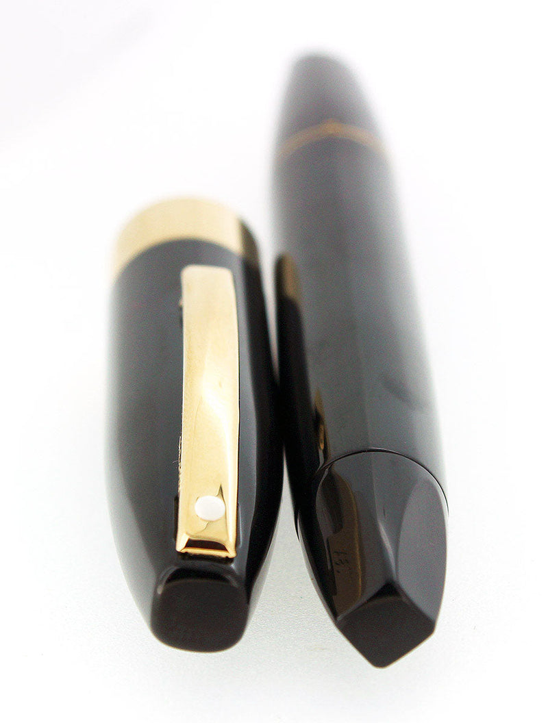 CIRCA 1999 SHEAFFER LEGACY I BLACK LAQUE 18K MED NIB FOUNTAIN PEN MINT OFFERED BY ANTIQUE DIGGER