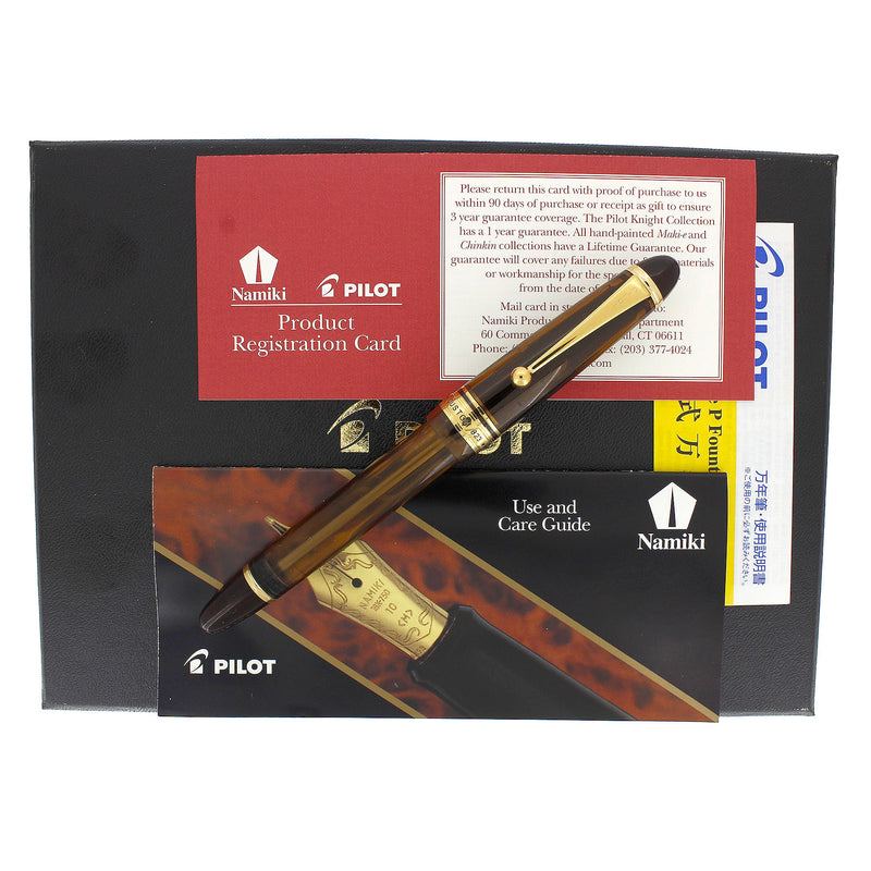 2009 PILOT CUSTOM 823 AMBER VACUUM-FILLER 14K