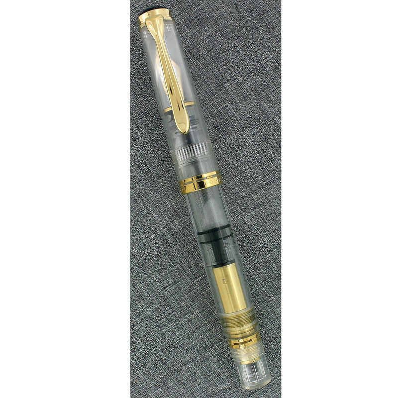 C2010 PELIKAN M800 SOUVERAN CLEAR DEMONSTRATOR 18K MED NIB FOUNTAIN PEN OFFERED BY ANTIQUE DIGGER