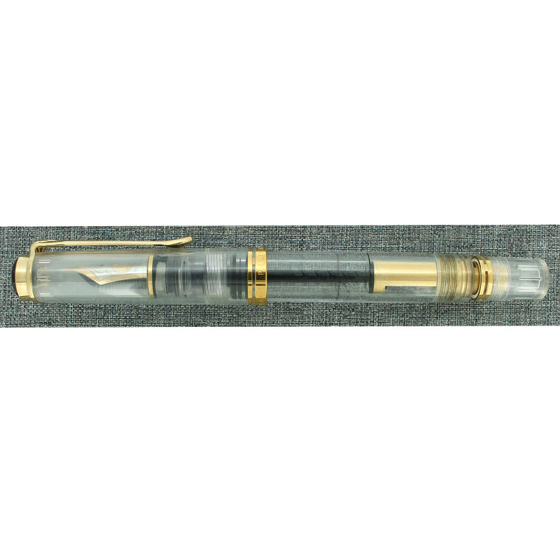 C2010 PELIKAN M800 SOUVERAN CLEAR DEMONSTRATOR 18K MED NIB FOUNTAIN PEN OFFERED BY ANTIQUE DIGGER