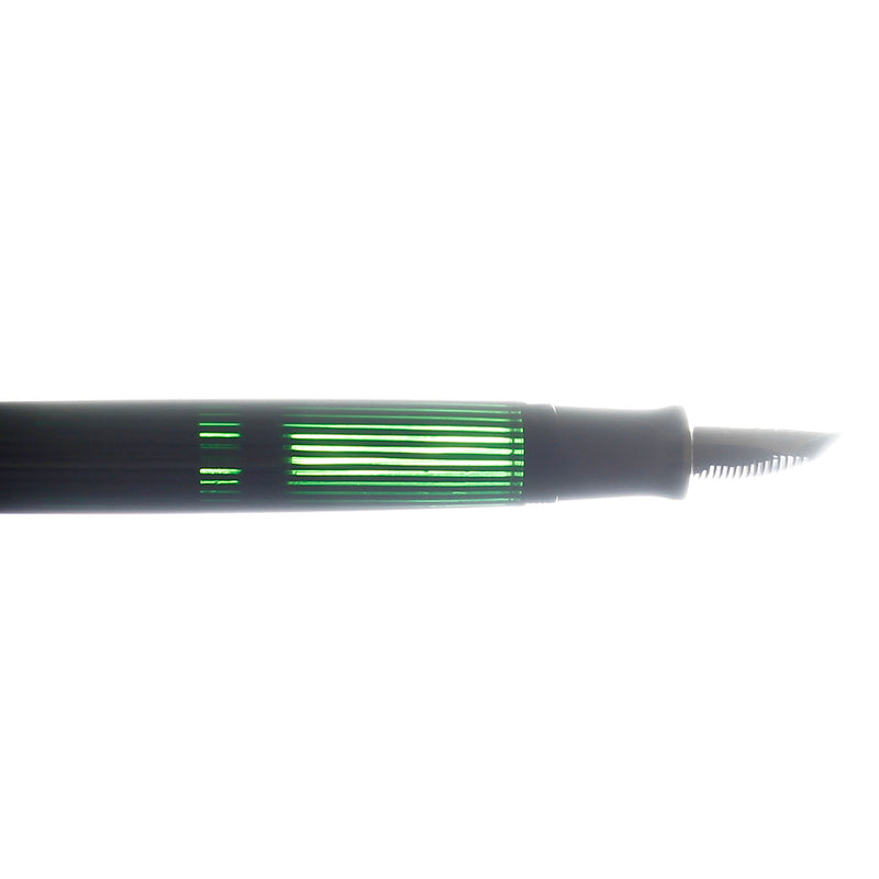 C2010 PELIKAN M800 GREEN STRIPED ONE-CHICK LOGO 18K MED NIB FOUNTAIN PEN NEAR MINT OFFERED BY ANTIQUE DIGGER