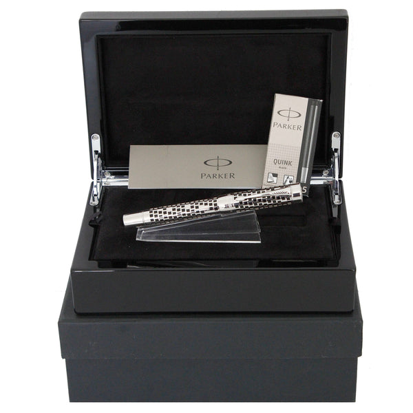2013 PARKER DUOFOLD SENIOR 125TH ANNIVERSARY LIMITED EDITION FOUNTAIN