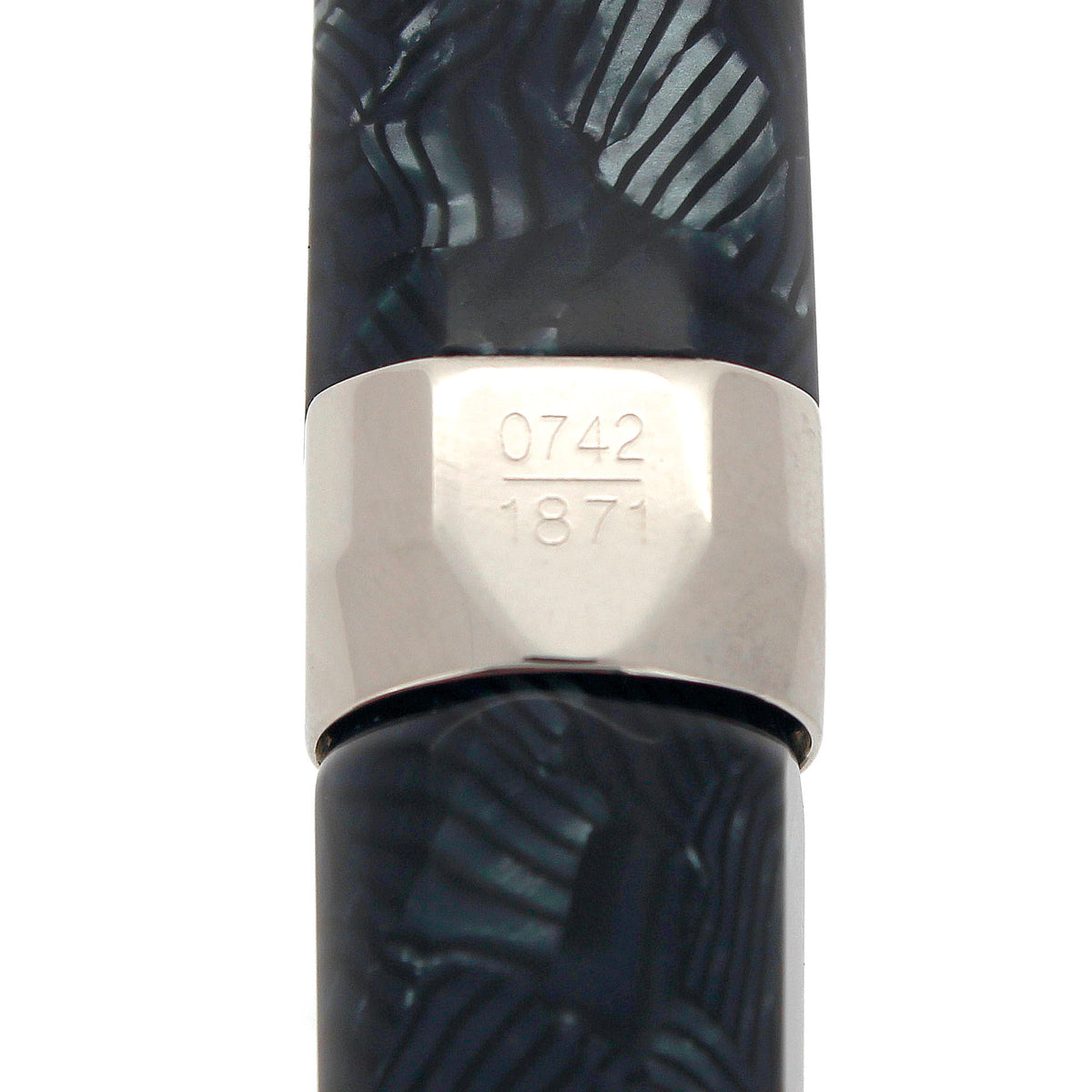2006 VISCONTI OPERA AIDA CANDY STRIPE LIMITED EDITION 742/1871 18K M N