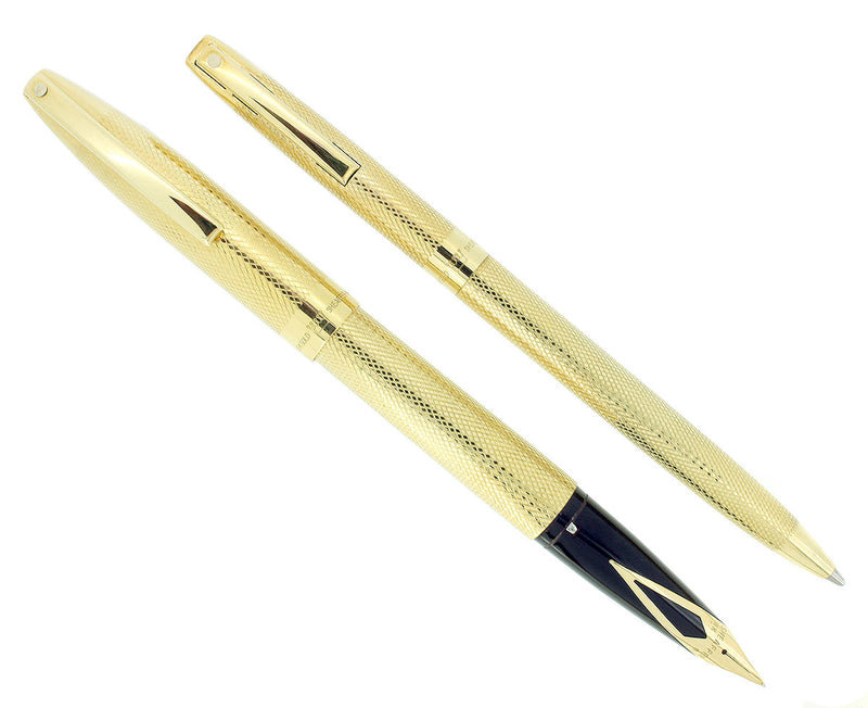 1970S SHEAFFER IMPERIAL TD 18K SOLID GOLD MASTERPIECE BARLEYCORN PATTERN FOUNTAIN PEN & BALLPOINT PEN SET OFFERED BY ANTIQUE DIGGER