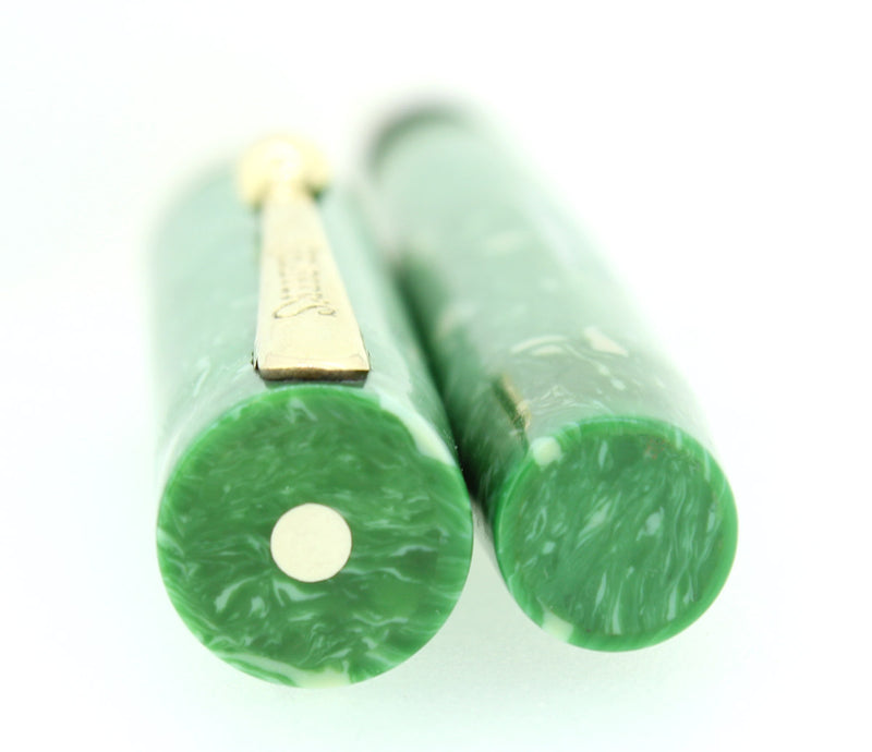 C1928 SHEAFFER FLAT TOP JADE CELLULOID STANDARD SIZE FOUNTAIN PEN RESTORED OFFERED BY ANTIQUE DIGGER