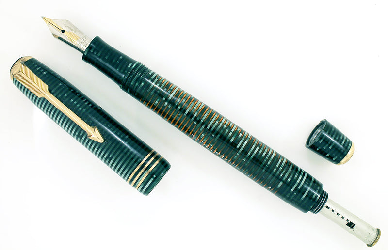 1938 PARKER VACUMATIC EMERALD PEARL DOUBLE JEWEL VACUMATIC FOUNTAIN PEN & PENCIL SET WITH ORIGINAL BOX IN RESTORED CONDITION OFFERED BY ANTIQUE DIGGER