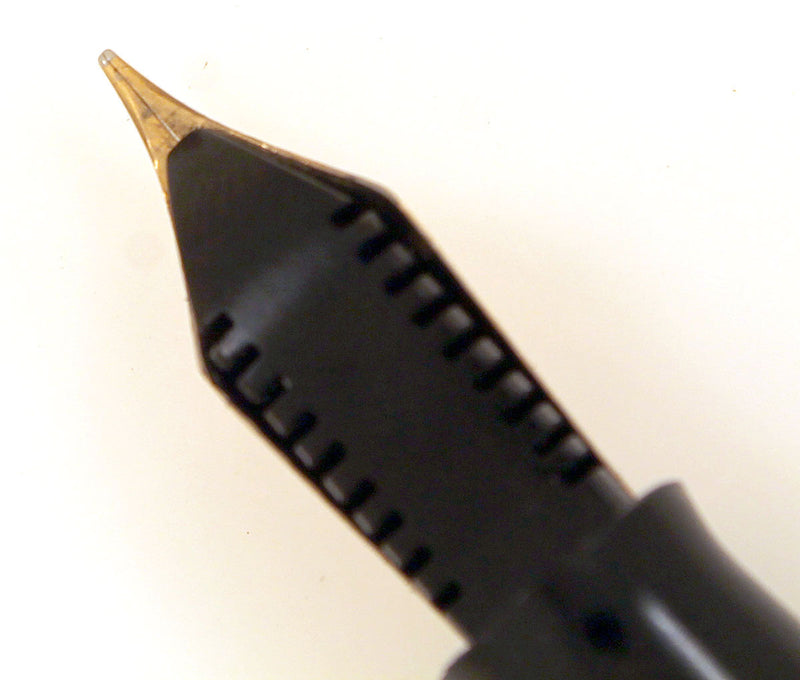  RESTORED 1940 PARKER VACUMATIC DOUBLE JEWEL FOUNTAIN PEN IN SILVER PEARL CELLULOID OFFERED BY ANTIQUE DIGGER
