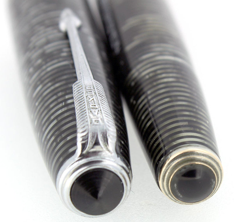 1940 PARKER SILVER PEARL STREAMLINE STANDARD VACUMATIC FOUNTAIN PEN RESTORED OFFERED BY ANTIQUE DIGGER