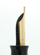 1945 PARKER EMERALD PEARL VACUMATIC FOUNTAIN PEN RESTORED GORGEOUS COLOR OFFERED BY ANTIQUE DIGGER