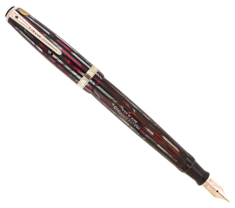 STICKERED 1945 PARKER SENIOR DUSTY ROSE STRIPED DUOFOLD BLUE DIAMOND FOUNTAIN PEN RESTORED OFFERED BY ANTIQUE DIGGER