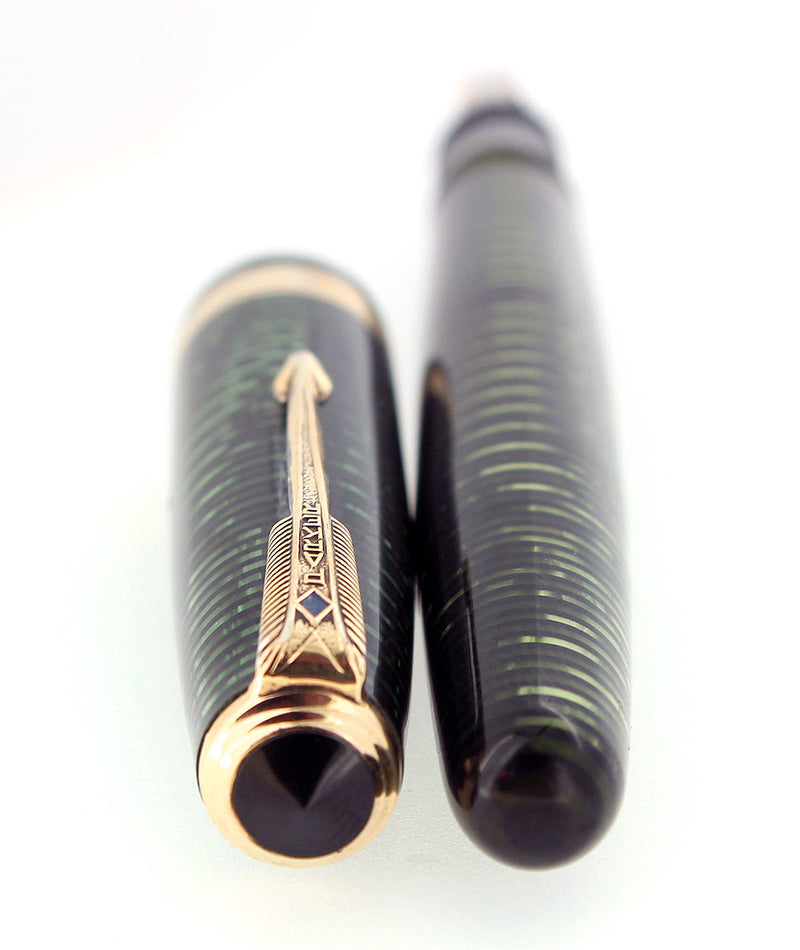 1946 PARKER EMERALD PEARL VACUMATIC MAJOR SIZE FOUNTAIN PEN MINT OFFERED BY ANTIQUE DIGGER