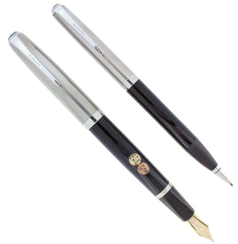 1947 PARKER VS "VACUMATIC SUCCESSOR" FOUNTAIN PEN & PENCIL SET STICKERED MINT OFFERED BY ANTIQUE DIGGER