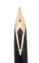 CIRCA 1982 SHEAFFER TARGA SLIMLINE IMPERIAL RED MEDIUM NIB FOUNTAIN PEN MINT OFFERED BY ANTIQUE DIGGER