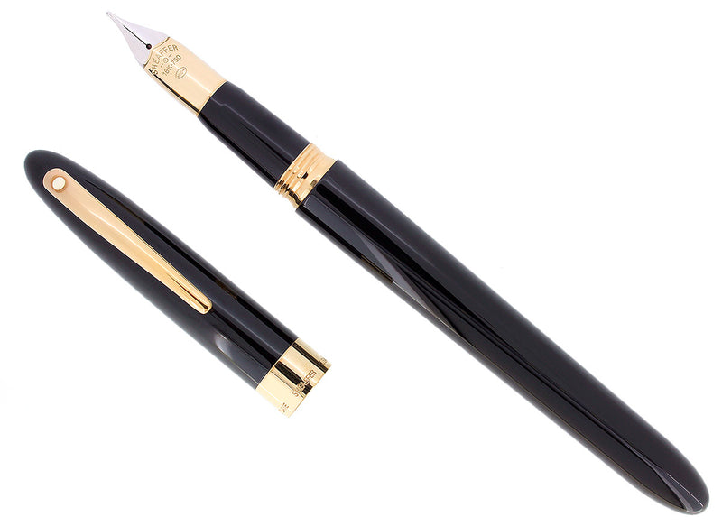 C1992 SHEAFFER CREST BLACK LAQUE 18K MEDIUM NIB FOUNTAIN PEN NEVER INKED OFFERED BY ANTIQUE DIGGER