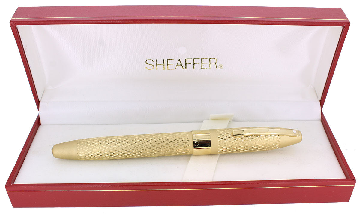 2003 SHEAFFER LEGACY HERITAGE KING'S GOLD 18K MED NIB FOUNTAIN PEN NEV