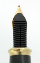 NEW IN BOX CROSS TOWNSEND LAPIS LAZULI FOUNTAIN PEN 18K MEDIUM NIB MINT CONDITION OFFERED BY ANTIQUE DIGGER