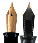 1946 PARKER AZURE CELLULOID VACUMATIC MAJOR FOUNTAIN PEN