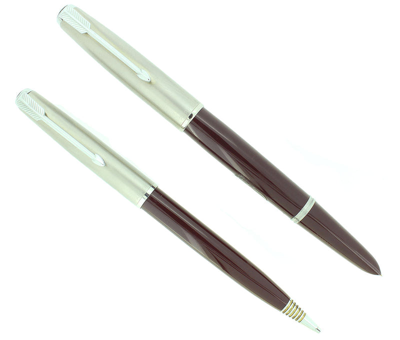1951 PARKER 51 AEROMETRIC BURGUNDY FOUNTAIN PEN & PENCIL STICKERED MINT OFFERED BY ANTIQUE DIGGER