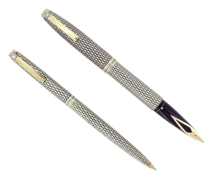 C1972 SHEAFFER STERLING SILVER SOVEREIGN IMPERIAL FOUNTAIN PEN SET W/DIAMOND CLIPS OFFERED BY ANTIQUE DIGGER