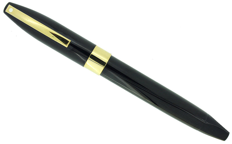 SHEAFFER LEGACY BLACK & GOLD FOUNTAIN PEN NEW OLD STOCK 18K MEDIUM NIB OFFERED BY ANTIQUE DIGGER