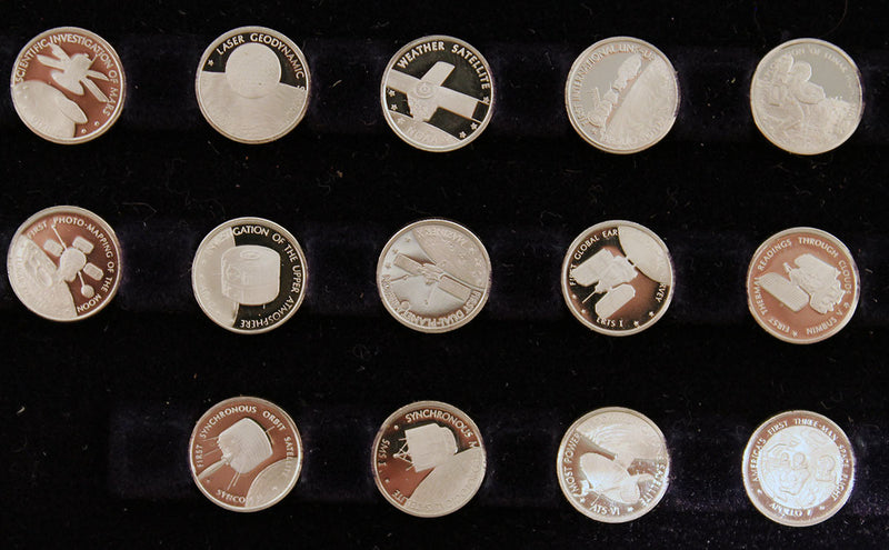 1977 STERLING SILVER FRANKLIN MINT AMERICAN IN SPACE 60 COIN COLLECTION OFFERED BY ANTIQUE DIGGER